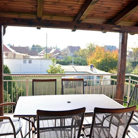 Daire Mirzso Apartmanhaz Sárvár