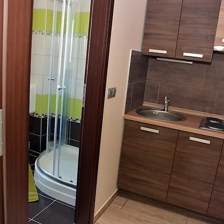 Mirzso Apartmanhaz