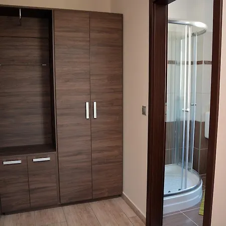 Daire Mirzso Apartmanhaz Sárvár